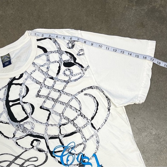 Vintage Y2K Hawk Affliction Style Skater Graphic Tee - Picture 6 of 7